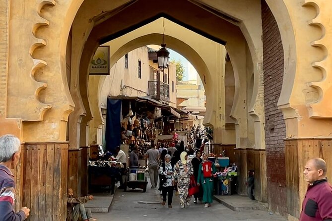 Private Half-Day Tour of the Authentic City of Fez - Place Seffarine and Museo Nejjarine
