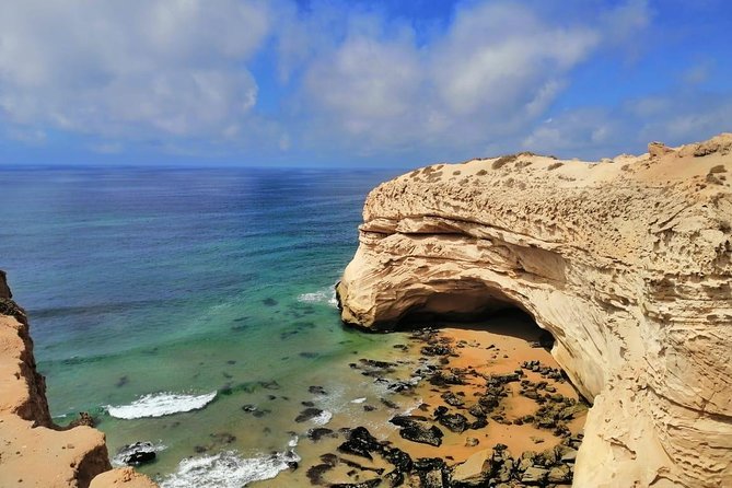 Sandboarding guided experience from Agadir - A Moroccan meal before the dunes