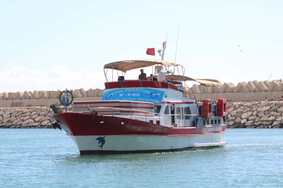 Sea excursion with BBQ, fishing, and swimming - Who Will Get the Most From This Trip?