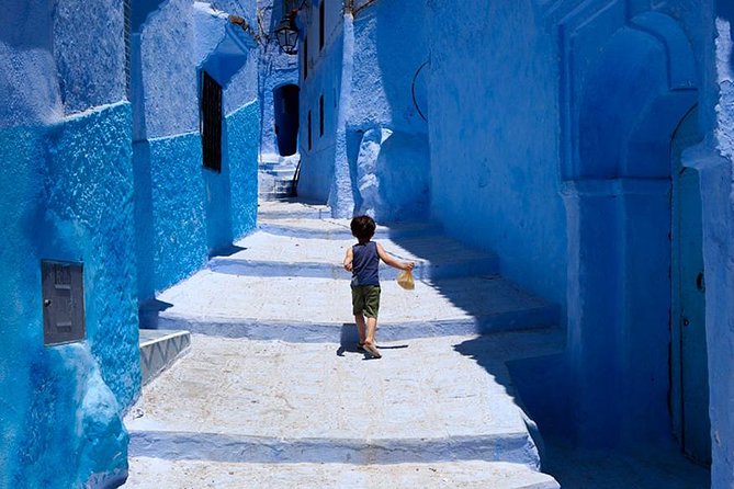 Small-Group Day Tour to Chefchaouen from Fez - Guiding quality can vary