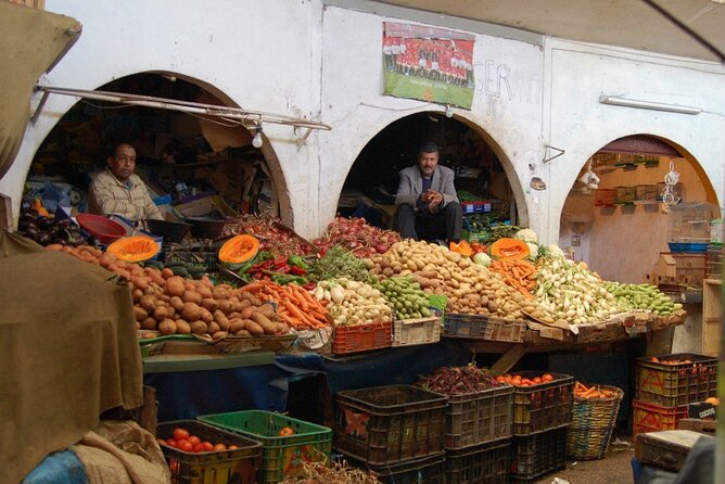Street Private Guided Food Tour with Tastings at Casablanca - Timing, pickup, and practical comfort