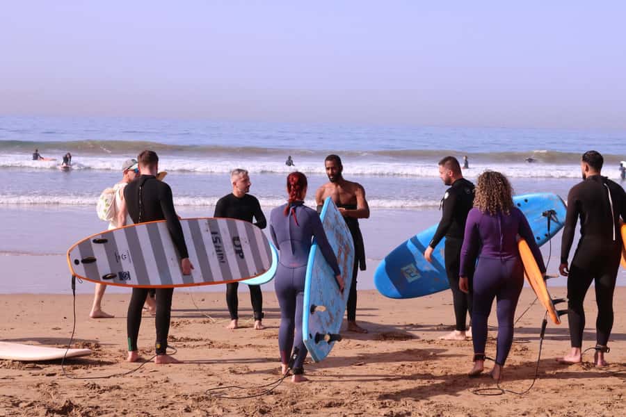 Surf Lessons with Local instructor - Learning to paddle, balance, and stand