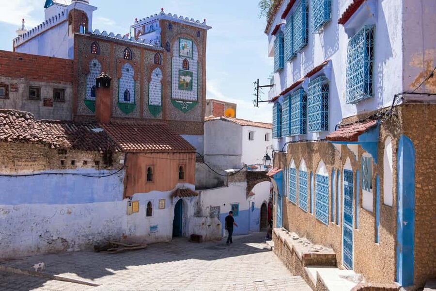 Tangier: Guided Day Trip to Chefchaouen - The long road from Tangier to Chefchaouen